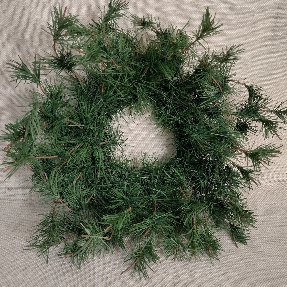 Medium Pine Wreath Candle Ring